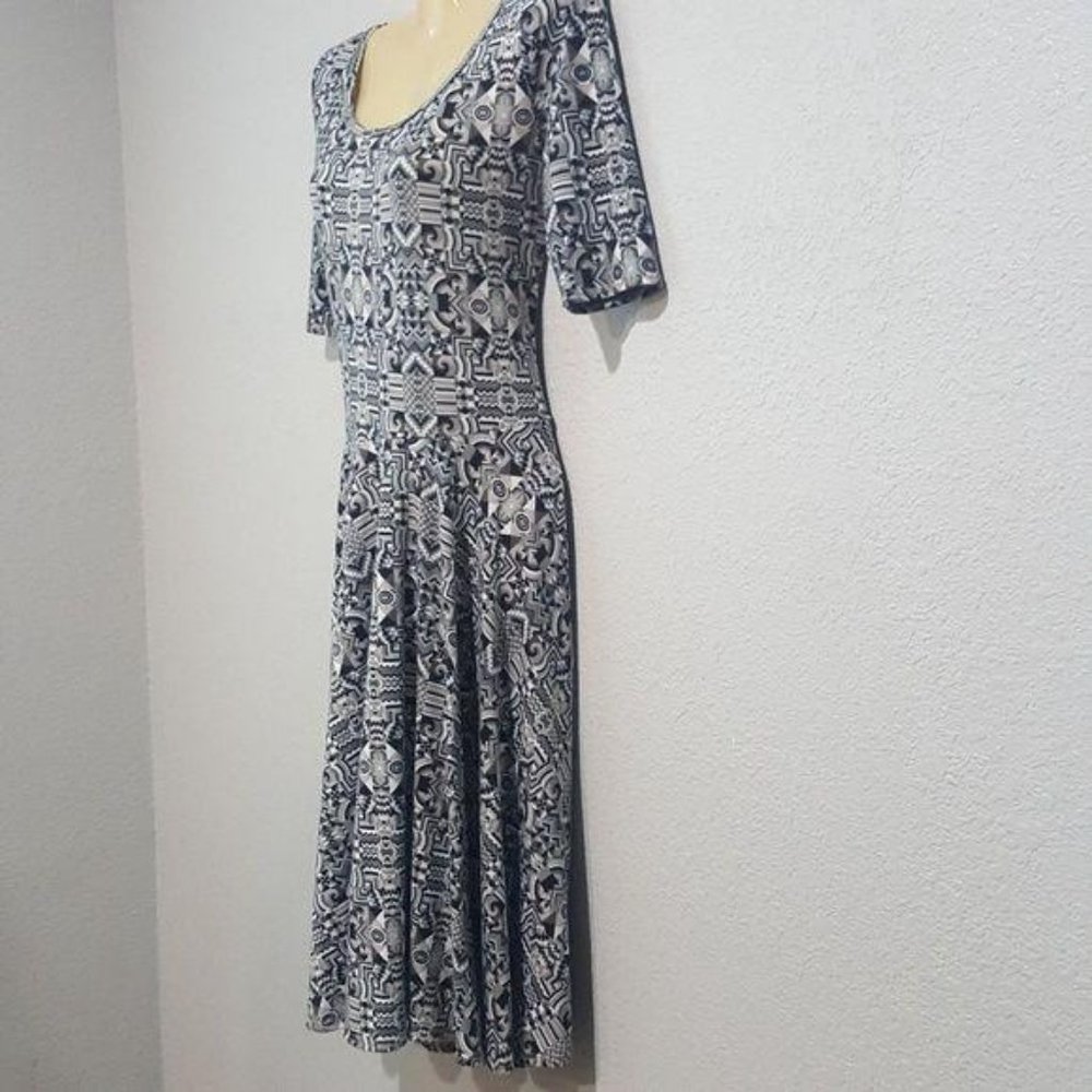 Lularoe Nicole Dress Gray Tones Geometric Size XS - Picture 5 of 8